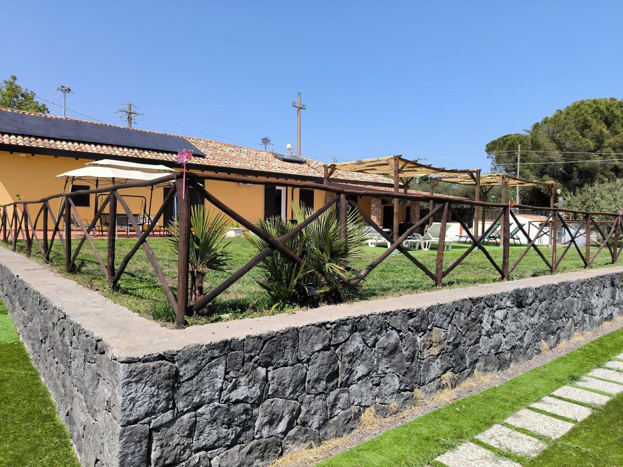 Villa Egle Belpasso, Villa Vacanza Con Piscina المظهر الخارجي الصورة